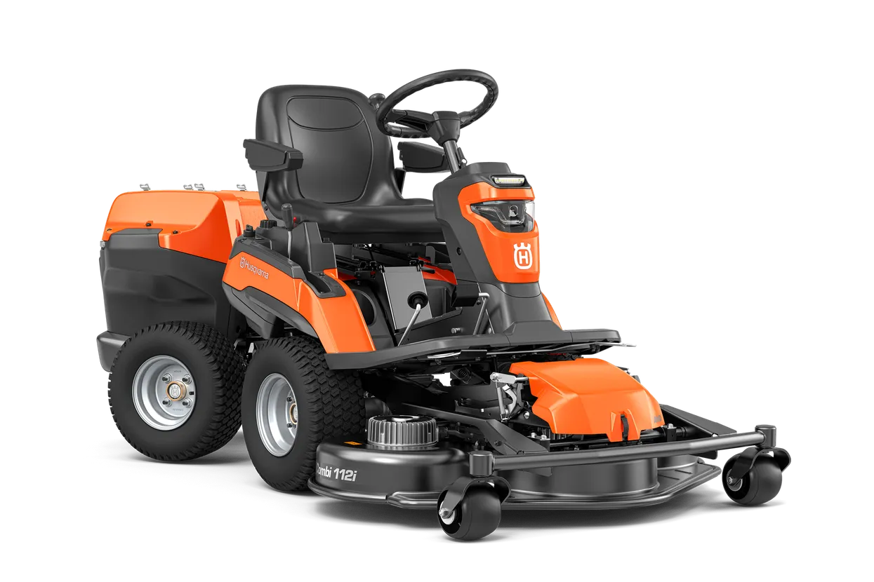 ad-240184.webp Front view of a commercial front mower with cutting deck.