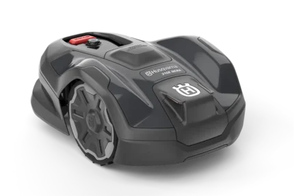 Seitenansicht eines Automower®® 310E NERA Mähroboters.