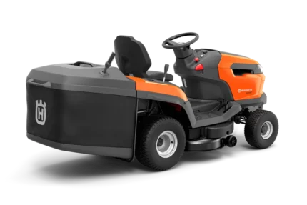 Seitenansicht eines Husqvarna Aufsitzmähers mit seinem Design und seinen Funktionen.