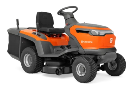 Seitenansicht eines Husqvarna Aufsitzrasenmähers mit Mähdeck.