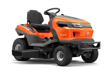 Vorderansicht eines Husqvarna Aufsitzmähers mit ergonomischem Sitz und Lenkrad.